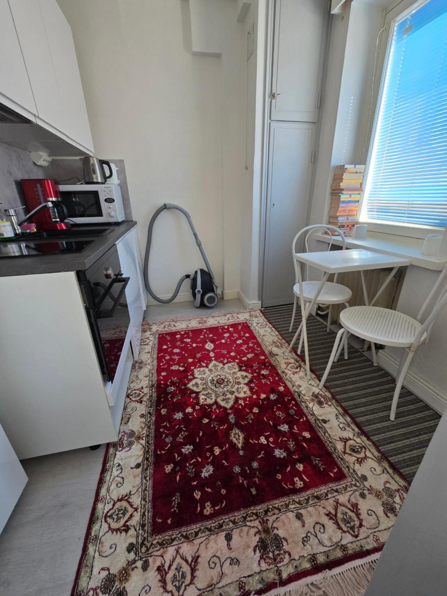 Centric Cozy Entire Studio In Kallio, 헬싱키 외부 사진